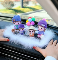 车内饰品摆件汽车装饰用品中控台上创意高档男女神款车载可爱车饰